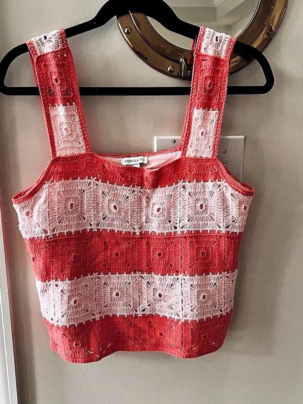 Crown & Ivy Crochet Stripe Tank Top-Pink & Light Pink Sz L